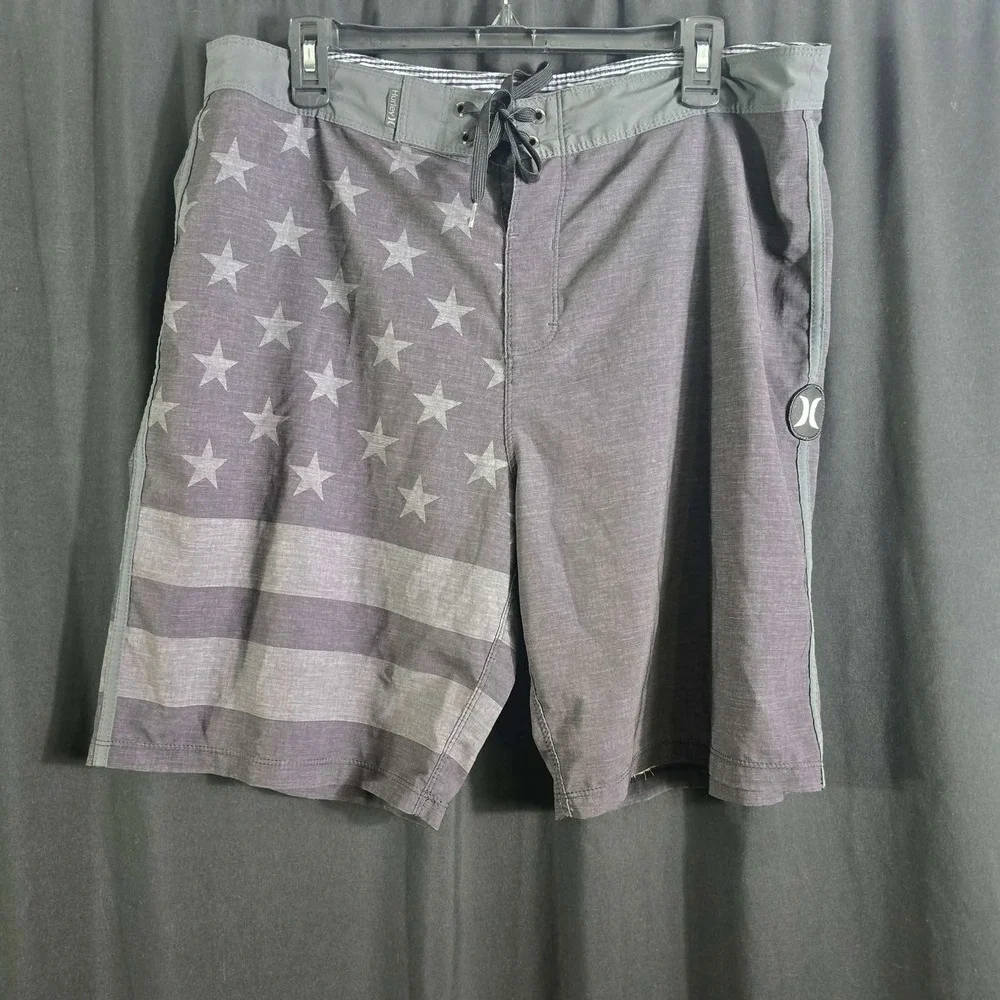 Hurley Phantom Mens 34 Board Shorts Charcoal Grey American Flag Stars Stripes